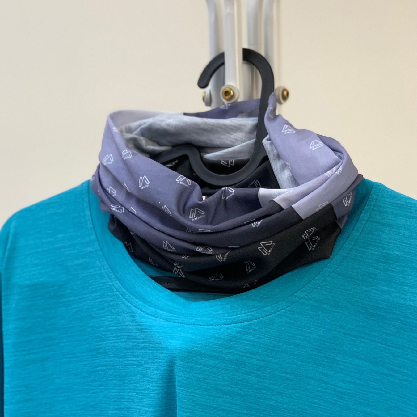Multifunctional Sports Scarf